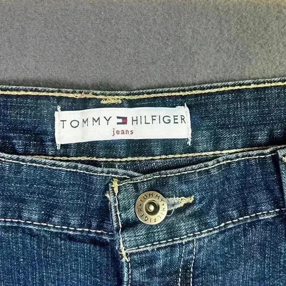 Tommy Hilfiger Straight Leg Jeans Womens 8L Blue Denim Classic look 90s 0710 - Picture 3 of 11